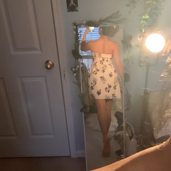 Black Rose Strapless Dress - Picture 4 of 4